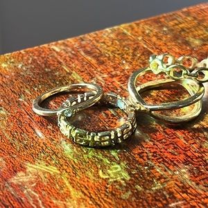RINGS!